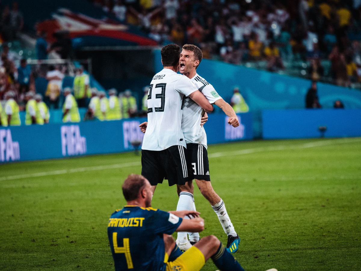 Philipp Reinhard: „Schwarz, Rot, Gold!“